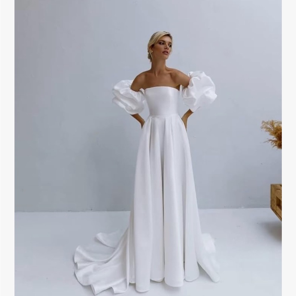 Detachable Puffy Sleeves Wedding Dresses for Bride with Pockets Satin High Sli
